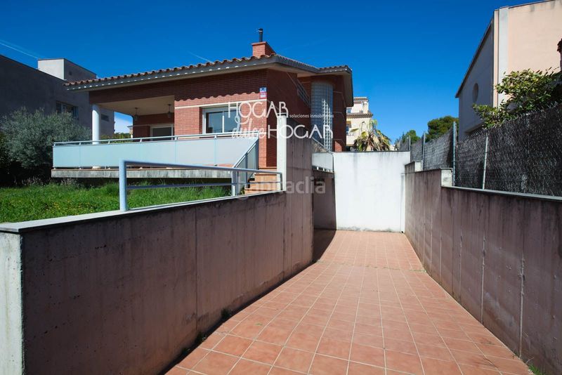 Foto e2f2db32-45e9-4614-a6e0-dafd30d6bed0. Xalet amb calefacció aparcament a Ciutat jardí Bonanova Calafell