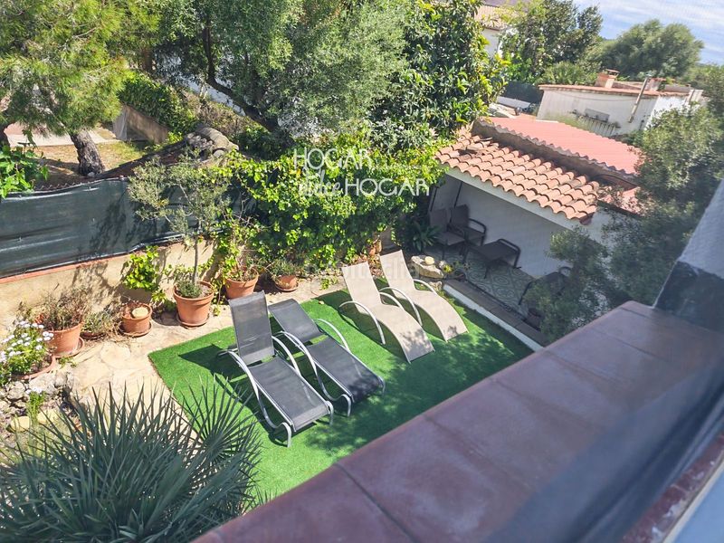 Foto 609a47d1-df39-4908-8d38-bd05e68a999f. Chalet en Bellvei