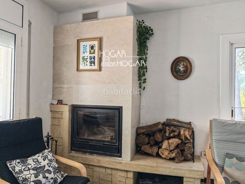 Foto d3ac090b-d9b2-4136-ba0c-abea1b2cd630. Chalet en Bellvei