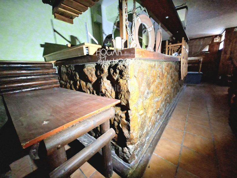 Foto 8f9f7880-fb72-47bc-8189-761148d30dd7. Local comercial a Centre Torredembarra