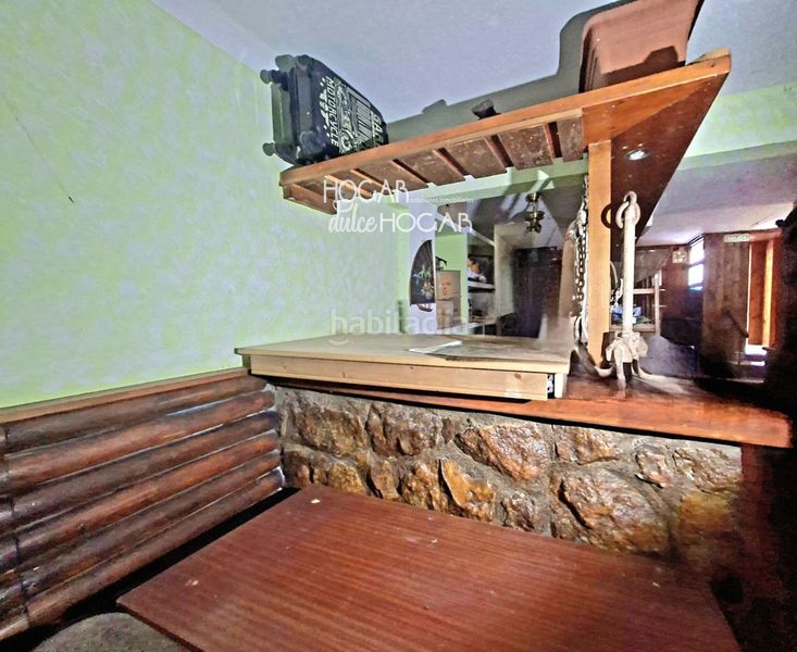 Foto db3f1fff-e63f-4724-a947-7aa9d8e08521. Local comercial a Centre Torredembarra