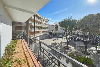 Pis  Plaza catalunya. Piso en el centro de torredembarra