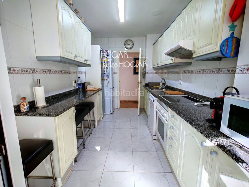 Foto 6fa2fb1b-839e-4a70-bd96-f15a6f37f8bc. Pis amb calefacció aparcament piscina a L´Estany Calafell