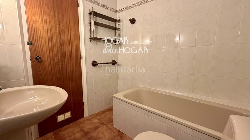Foto f3d8670b-7927-4e0b-82d1-6f083ea0c674. Casa amb calefacció aparcament terrassa a Can Toni Cunit