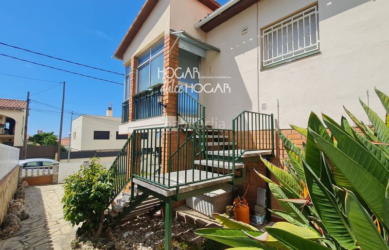 Foto 44a8d8f1-5184-44c9-926f-2e1c4f31433c. Casa amb aparcament a Bellamar Calafell