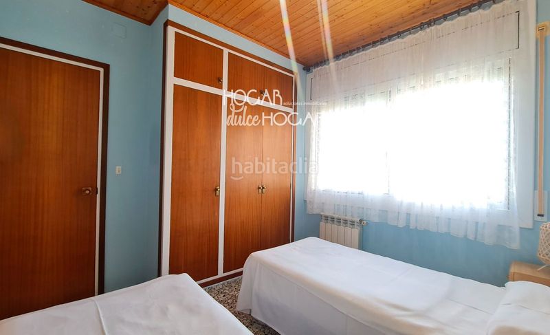 Foto 6194fcb9-3dbf-4a7c-bda2-ec12b4a196a9. Casa amb aparcament a Bellamar Calafell