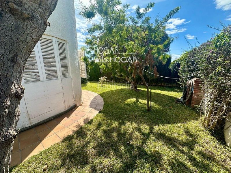 Foto b9d69e19-1230-4b31-942c-9332d4483163. Xalet amb aparcament piscina a Els Masos - Els Garrofers Coma-ruga