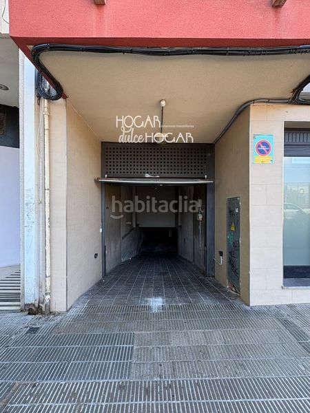 Foto 69257a07-3a2d-4911-be1c-0687438a0dd8. Aparcament cotxe a Calafell platja Calafell