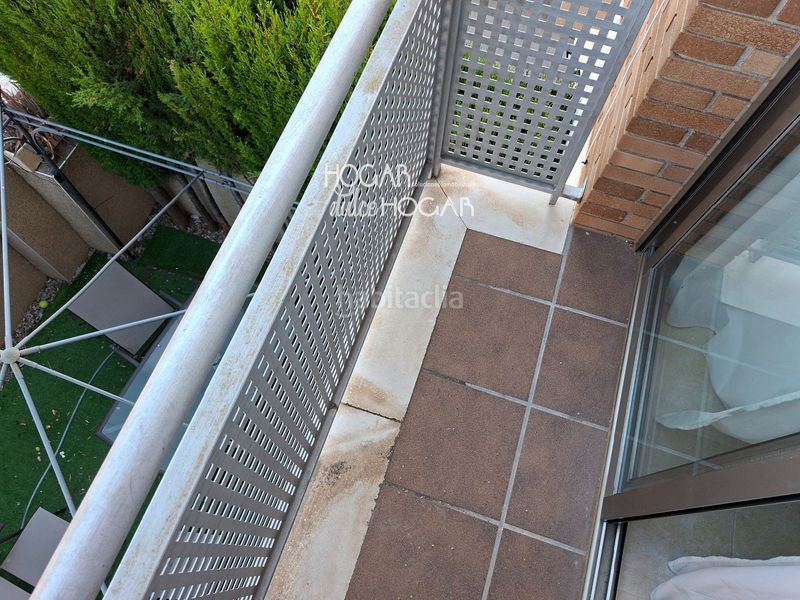 Foto b2b88505-62a7-4f37-b7d2-0f6ad2bf07f9. Casa adossada amb aparcament piscina a Bonavista Vendrell (El)