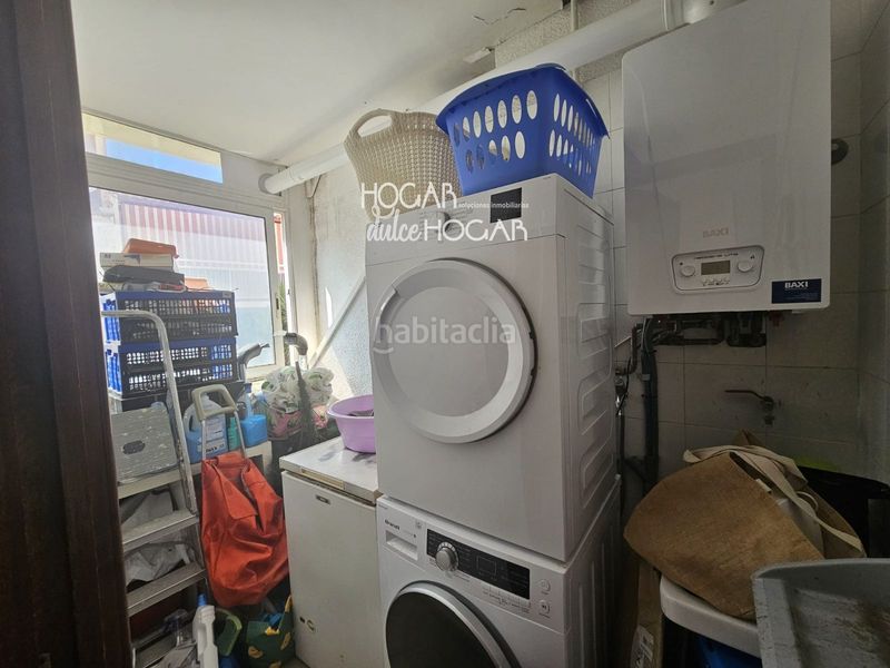 Foto 44b7710a-e90d-4e78-93e0-bbfc083a52e7. Casa adossada amb calefacció a Centre Vendrell (El)