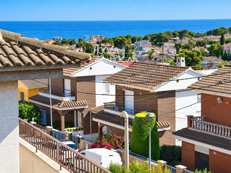 Foto 43c41b76-0428-4da6-a153-d0dc57c1075e. Piso  seminuevo con piscina, solárium, parking y trastero en Segur de Calafell