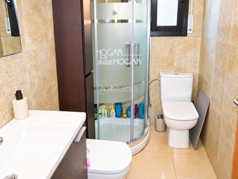 Foto 54e888c2-e684-4f7f-9e4d-79c2a58c3347. Piso  seminuevo con piscina, solárium, parking y trastero en Segur de Calafell
