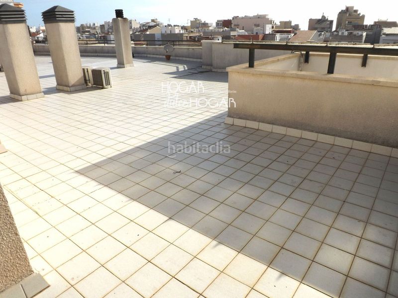 Foto 465e23b6-bad6-408b-882b-4523266a39a5. Àtic amb piscina a Calafell platja Calafell