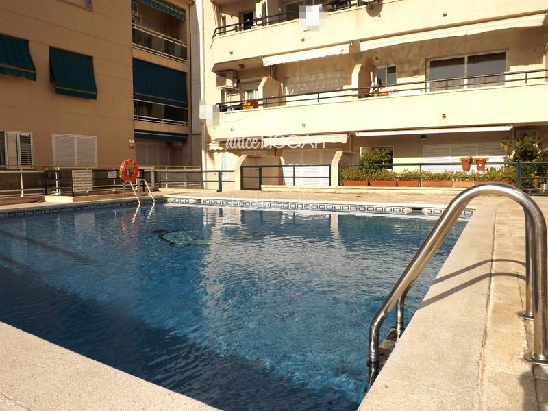 Foto 71102cbe-cdf1-4005-8a9d-da2144cfd85b. Àtic amb piscina a Calafell platja Calafell