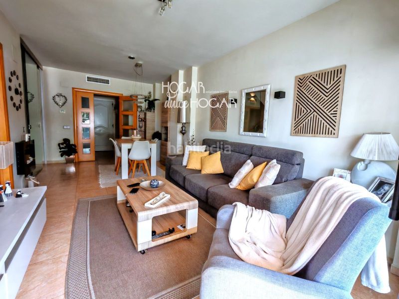 Foto 1fec08d7-72fd-4a89-bbe8-5453343e94a1. Casa adossada amb calefacció aparcament a Bonavista Vendrell (El)