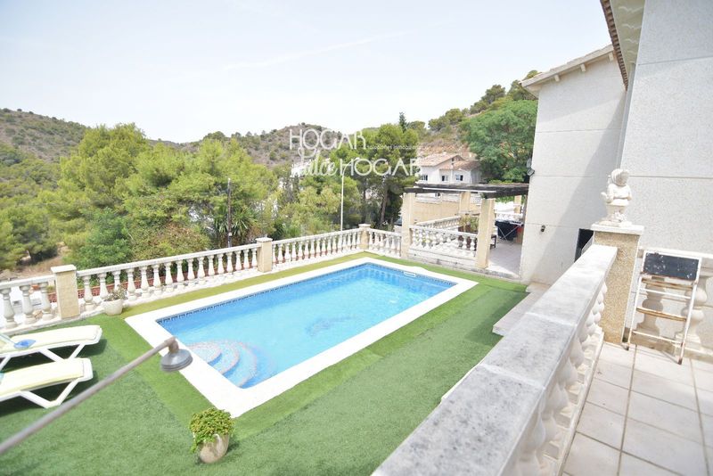 Foto be004f10-cb1d-46fd-b873-8c0eea22eed7. Casa adossada amb calefacció aparcament piscina a Roda de Barà