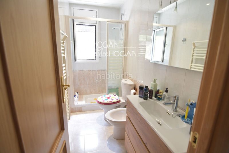 Foto c31139b4-8ed2-45a5-bee9-cdcb668f69b0. Casa adossada amb calefacció aparcament piscina a Roda de Barà