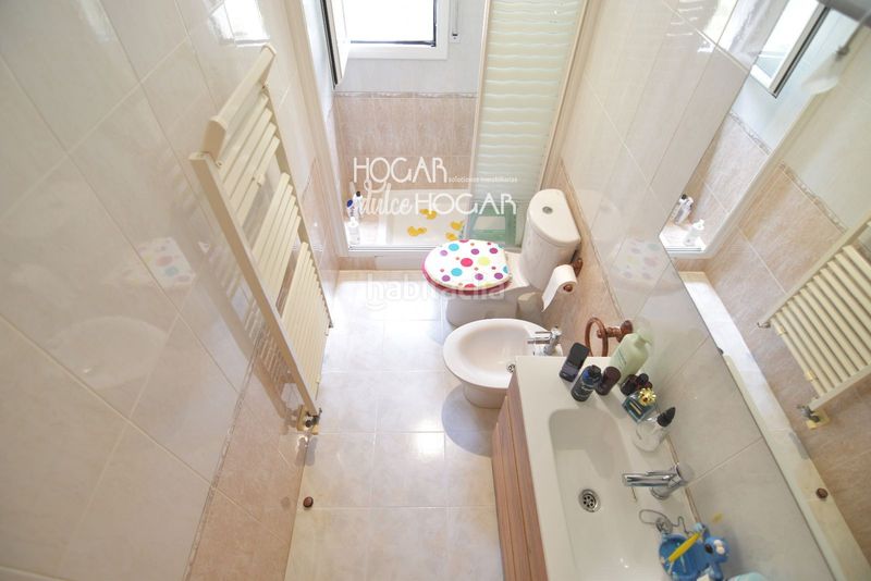 Foto c700af29-6ef0-4d8e-b36e-e7ea473ebdec. Casa adossada amb calefacció aparcament piscina a Roda de Barà