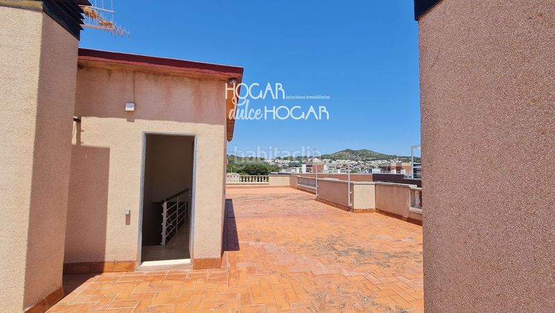 Foto eb954b79-27d4-42a7-9671-9b76265ae54e. Pis amb aparcament piscina a L´Estany Calafell