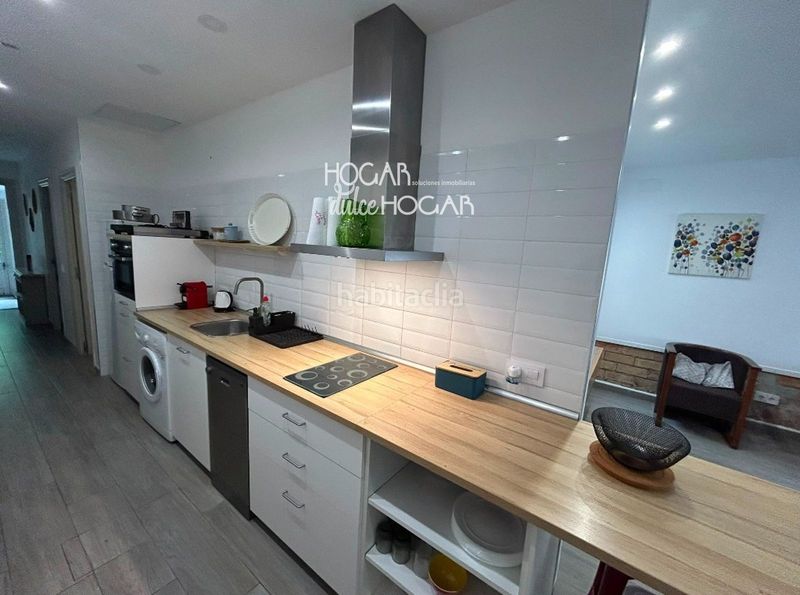 Foto b0cd9c32-2a90-4a23-aef4-c14828f5a28f. Casa a Centre Vendrell (El)