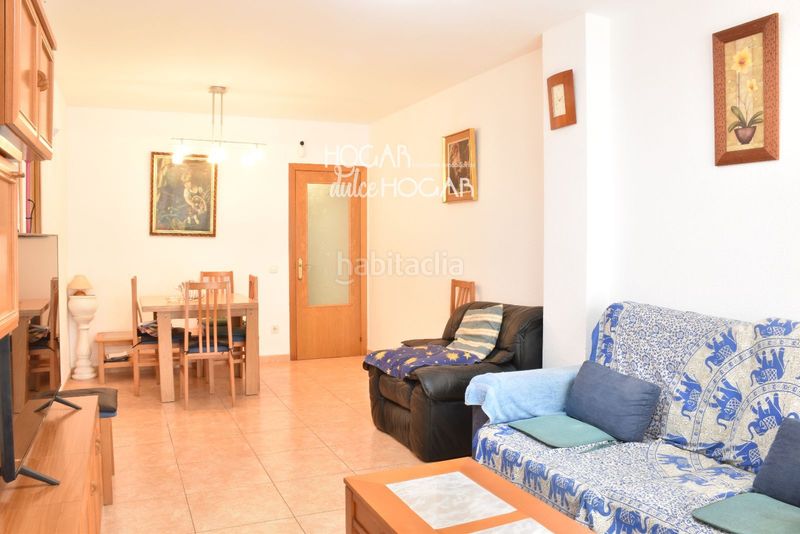 Foto 4a560459-e5cb-49e5-bdf2-6427d8234faa. Pis amb calefacció aparcament a Calafell platja Calafell