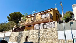 Xalet  Lituania. Chalet en segur de calafell