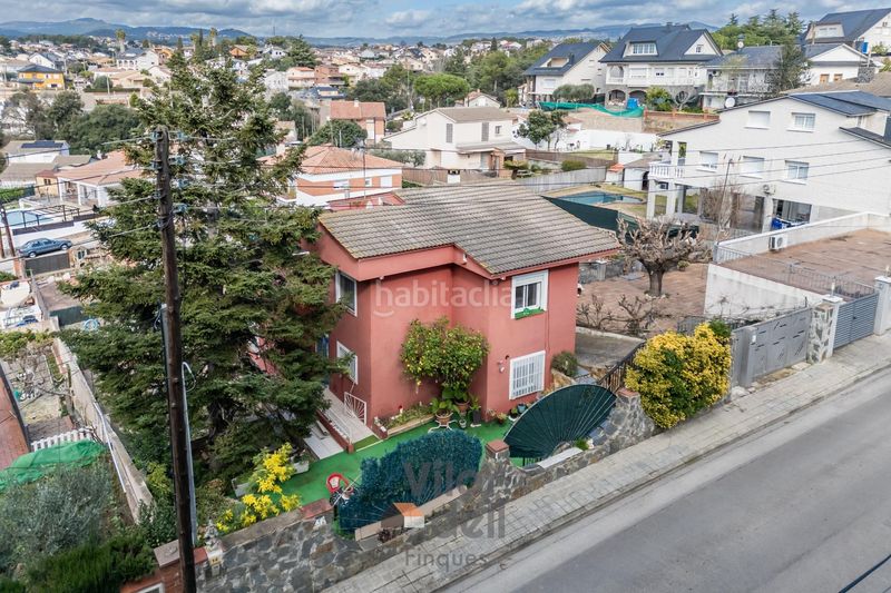 Foto c0c628be-21ed-4fe0-95e5-ba4f1132a54a. Casa a Lliçà d´Amunt