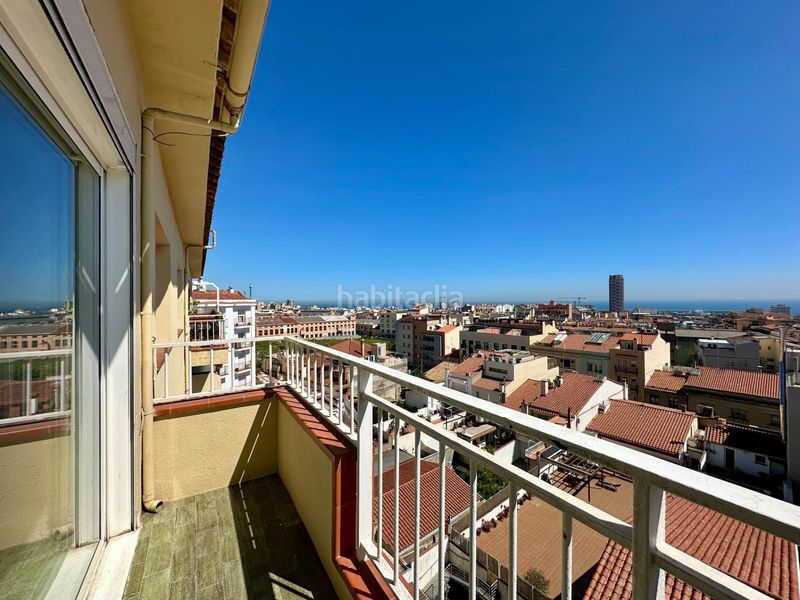 Foto a11e5f90-f817-46ff-be7a-eeb5c9a1f1c1. Attico con parcheggio in Eixample Mataró