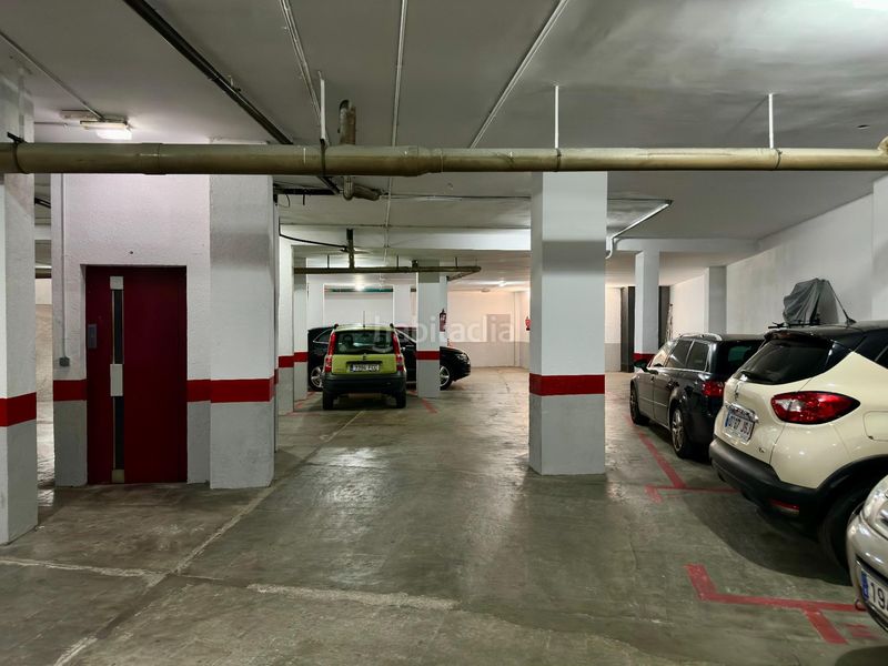 Foto 9a9ad4be-5c7f-4609-9e25-b3e691ad1c00. Parking coche en Eixample Mataró