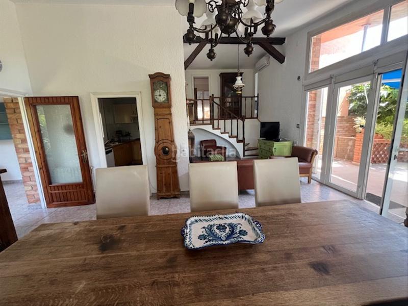 Foto 016d630d-4e43-4da4-9836-aaef7023e250. Chalet spacieuse villa dans écrin de verdure avec 3 chambres plus un appartement proche de la plage principale. en Empuriabrava