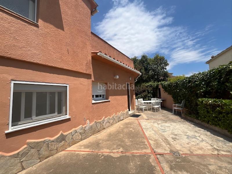 Foto 716b2d0c-6101-4ce1-af30-350d1883207f. Chalet spacieuse villa dans écrin de verdure avec 3 chambres plus un appartement proche de la plage principale. en Empuriabrava