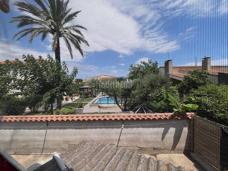 Foto 893d0094-ba94-4338-81ba-b72b4d396063. Chalet spacieuse villa dans écrin de verdure avec 3 chambres plus un appartement proche de la plage principale. en Empuriabrava
