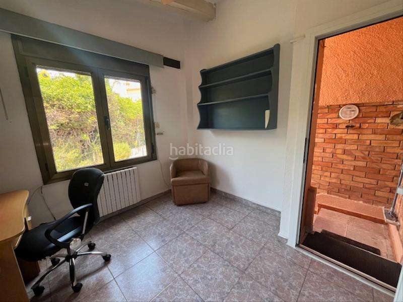 Foto a6bb5645-9d94-4de1-884e-6dd601a232a0. Chalet spacieuse villa dans écrin de verdure avec 3 chambres plus un appartement proche de la plage principale. en Empuriabrava