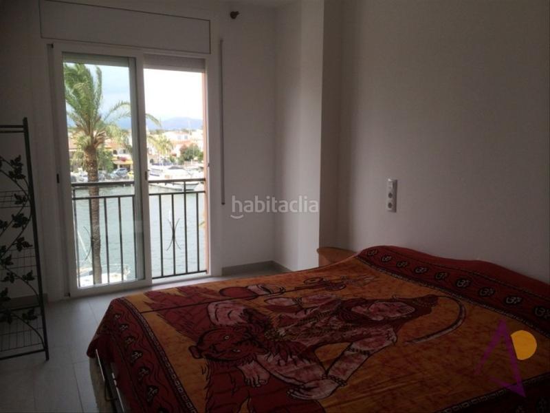 Foto 9f1cf7fd-559c-489b-9e30-ea5f47788767. Ático en exclusivite . avec licence touristique grand appartement vue mer canal en Empuriabrava