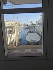 Miete Geschäftsraum in Carrer caballito mar 1. Bureau pres du port principal et face a la poste d'empuriabrava