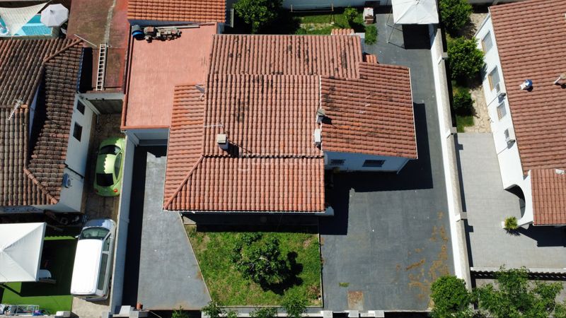 Foto 66bdc1cf-9b80-4a2b-9881-86e738016bb5. Casa amb xemeneia aparcament a Montgrí Empuriabrava