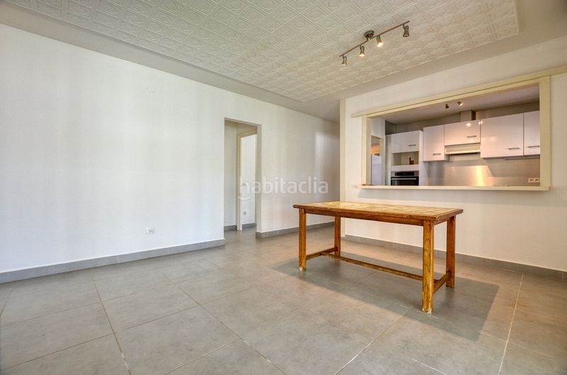 Foto b1512af9-63c4-4aa4-bdb2-a219f9a33a84. Casa amb xemeneia aparcament a Montgrí Empuriabrava