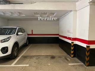 Affitto Posto auto  Calle ferran puig. Plaza grande!