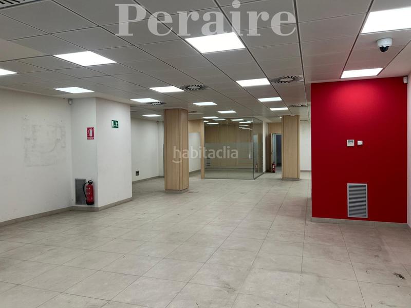Foto 52873c76-68fc-4591-9a3d-ed0f73e20b28. Local comercial en calle bogatell 29 amplio y luminoso! en Sant Adrià de Besòs