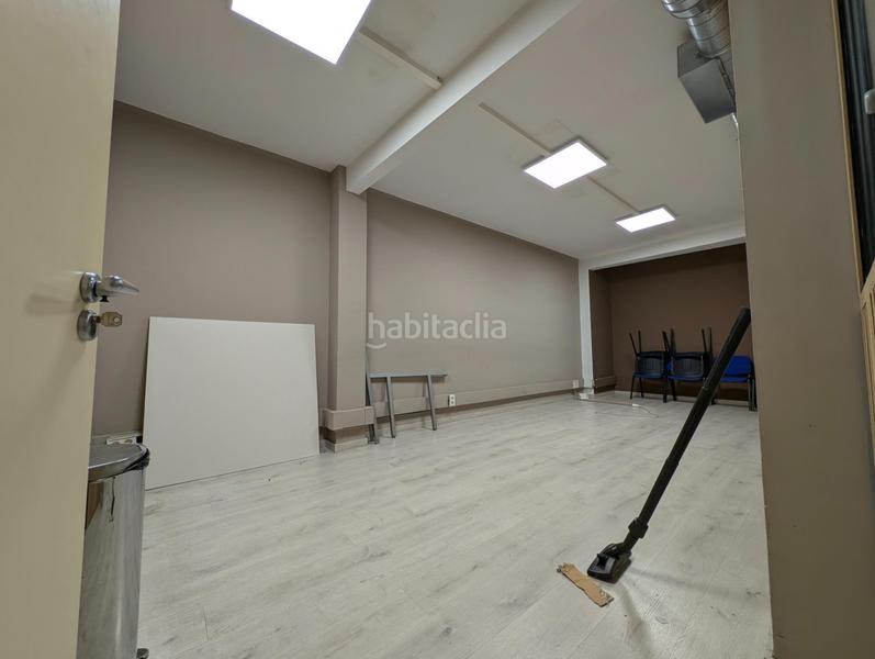 Foto 541aaf6a-5063-4f3b-a431-cf01edf85d2a. Local comercial en mare de deu del coll 70 muy versátil y en perfecto estado de conservación en Barcelona