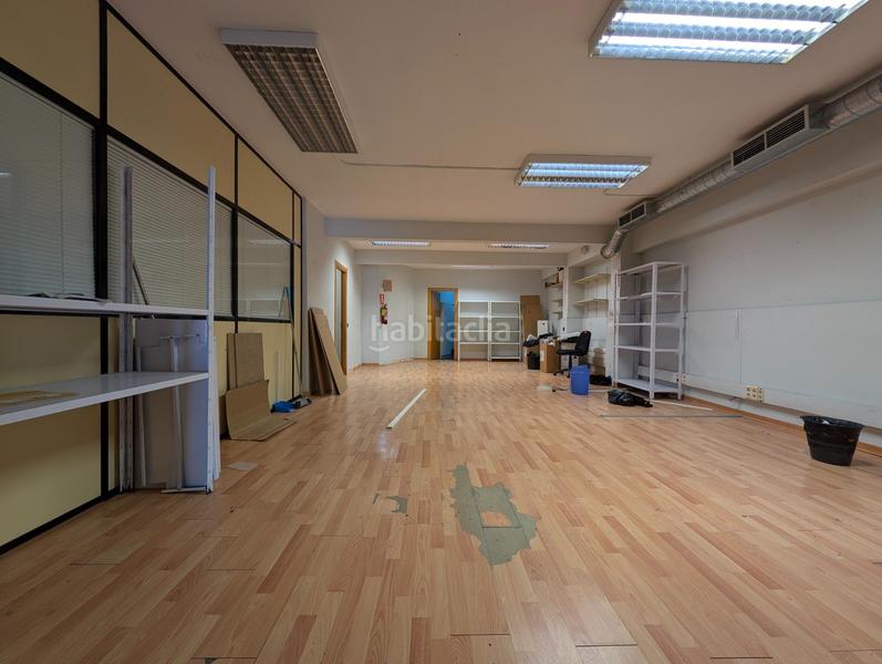 Foto 9480b698-6432-4d02-9471-523eda5cb79b. Local comercial en mare de deu del coll 70 muy versátil y en perfecto estado de conservación en Barcelona