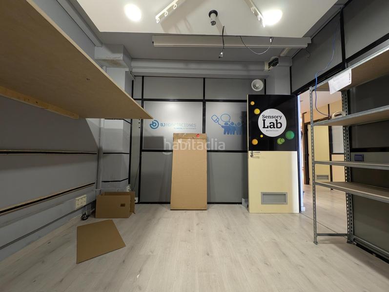 Foto ac1fcc0d-57e5-4db8-9497-757d5eb332ca. Local comercial en mare de deu del coll 70 muy versátil y en perfecto estado de conservación en Barcelona