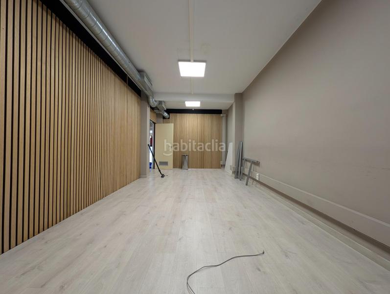 Foto c1744fc2-6dc0-4541-9ff2-ad05b8772470. Local comercial en mare de deu del coll 70 muy versátil y en perfecto estado de conservación en Barcelona