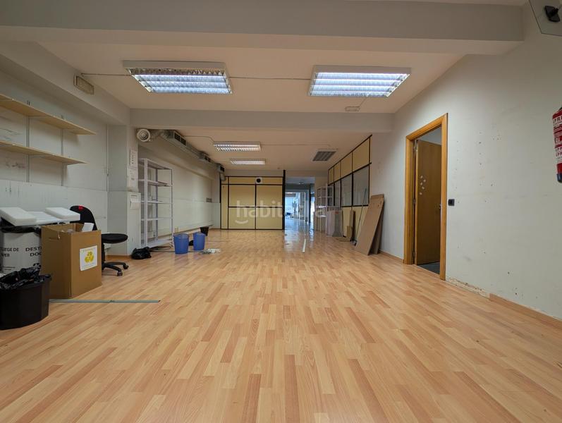 Foto c7422b2b-d05f-424a-93bd-e7d28898a72b. Local comercial en mare de deu del coll 70 muy versátil y en perfecto estado de conservación en Barcelona