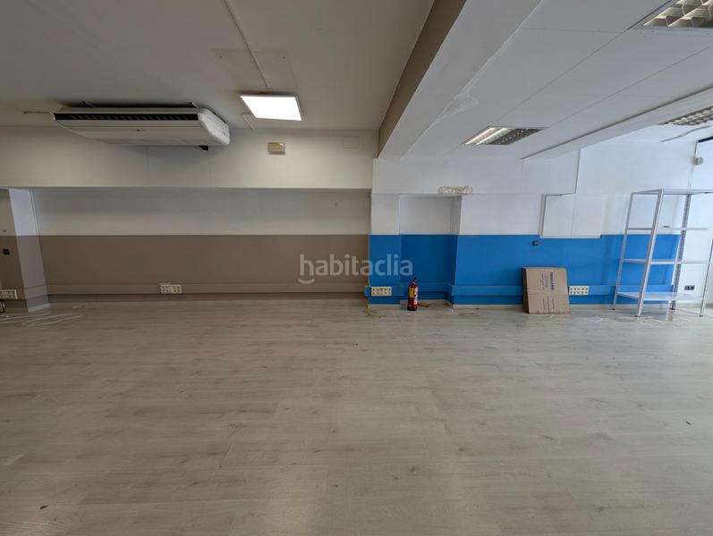 Foto de95438c-0954-4990-8b11-c9e00c861068. Local comercial en mare de deu del coll 70 muy versátil y en perfecto estado de conservación en Barcelona