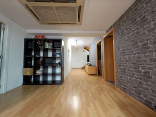 Local Comercial a Passatge espíria 5. Muy versátil y en perfecto estado de conservación