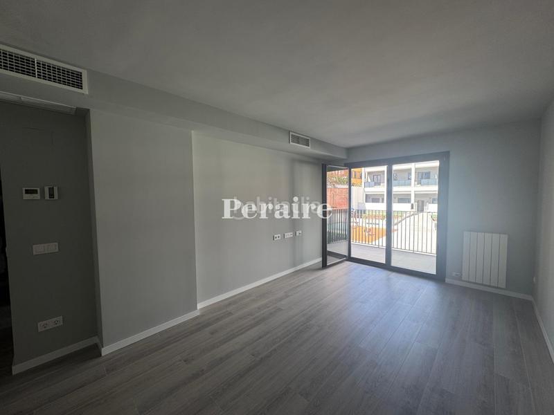 Foto ce3ce66f-7c2c-4acb-9273-5754ade5f77a. Alquiler piso  de obra nueva ! en Eixample Sabadell