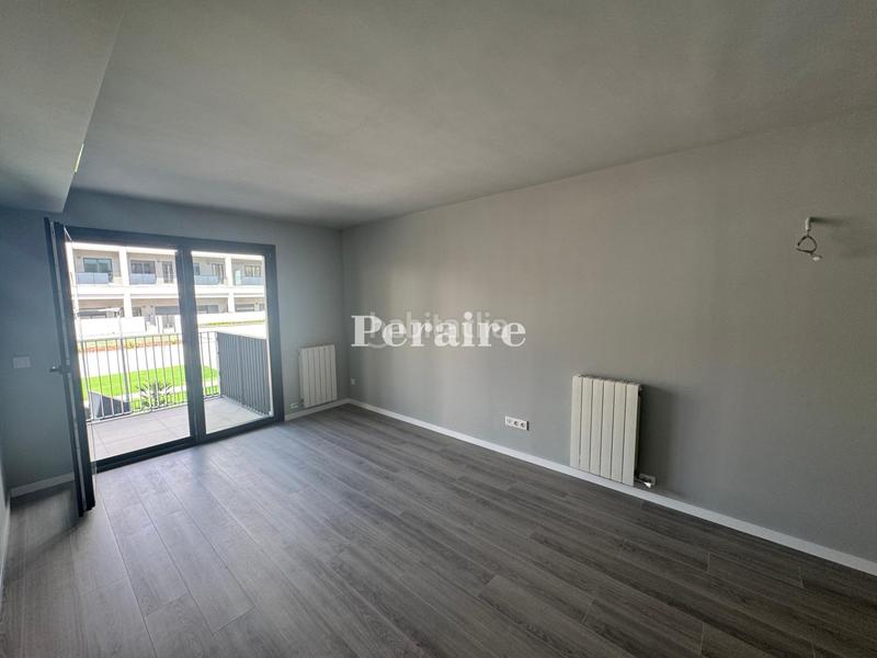 Foto 984f9ea1-ba03-465a-9d84-7cfded03a40a. Miete etagenwohnung mit heizung parking pool in Eixample Sabadell