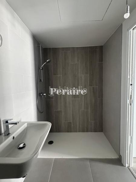 Foto 4decd440-b74e-4aa3-b13d-a8bcb4d5077d. Rent flat with heating parking pool in Eixample Sabadell