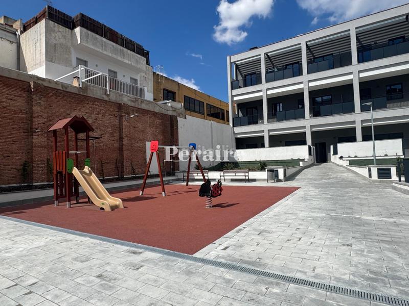 Foto 5396058c-393f-4aa9-b1c1-ed1561c11231. Rent flat with heating parking pool in Eixample Sabadell